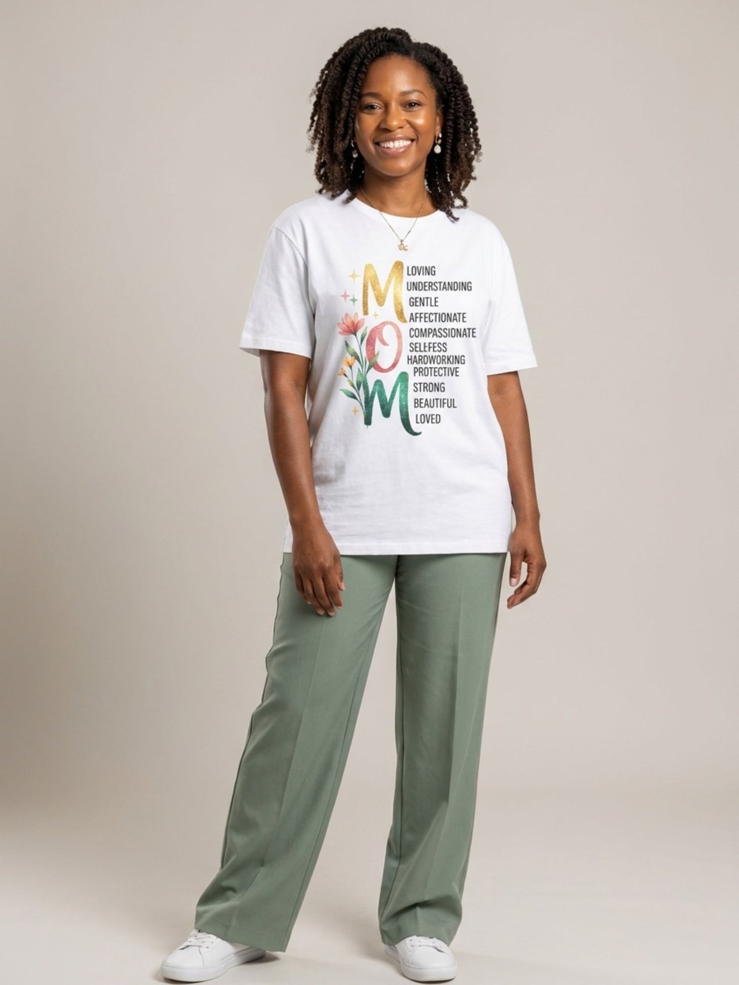 Black Mom Excellence: The Heart of the Family Graphic T-Shirt - BoldnTold